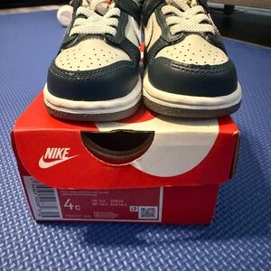 Nike Kids' Black and White Sneakers